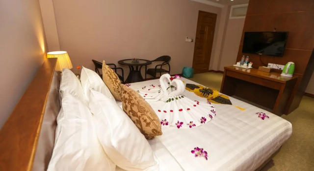 Двухместный номер Deluxe Hotel Yangon
