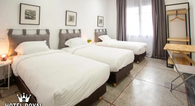 Трёхместный номер Standard Hôtel Royal Urban Concept