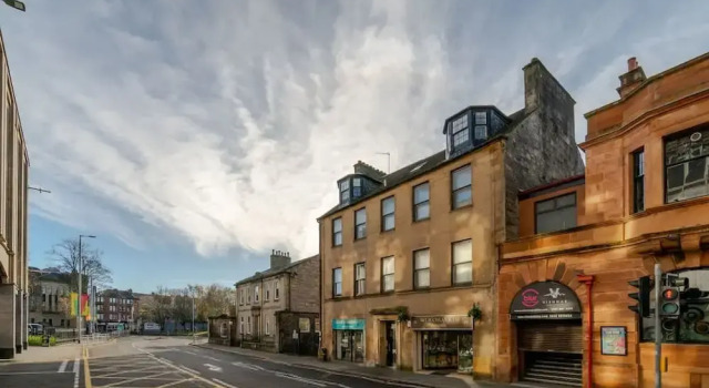 2 Bed Flat - Town Centre