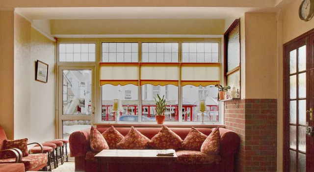 Kings Langley Hotel, Забронировать Отель Отели Англии с завтраком, Завтраки