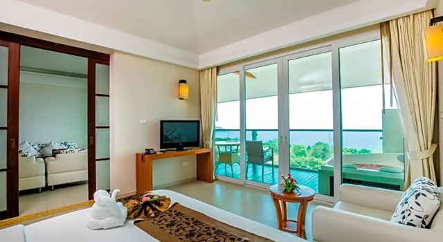 Полулюкс Grand Отель KC Resort & Over Water Villas