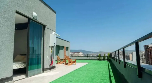 Epic 1Bed unit Huge Balcony area, Varaa Hotelli Tbilisi Tbilisi Region