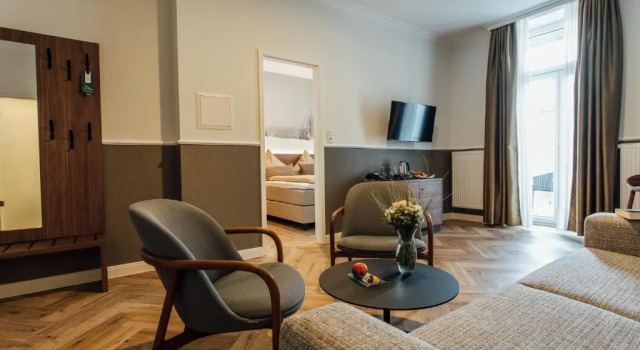 Strandhotel Hohenzollern, Забронировать Отель Отели Боркум 4 звезды, рядом с Drachensport, 4*