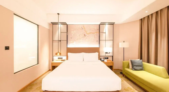 Номер Superior Rising Dragon International Hotel