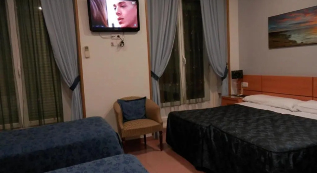 Трёхместный номер Standard Hostal del Pez Azul