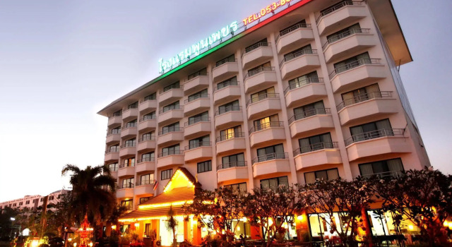 Asia Hotels Group, Забронировать Отель Отели Чиангмай с бассейном, рядом с Nong Hoy Market, Бассейн