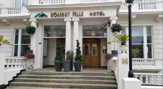 Holiday Villa Hotel, Забронировать Отель Вестминстер Лондон, рядом с Кукольный театр на барже