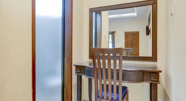 Hotel Astiti Graha Tanah Lot by OYO Rooms, Book Hotel Beraban Indonesia