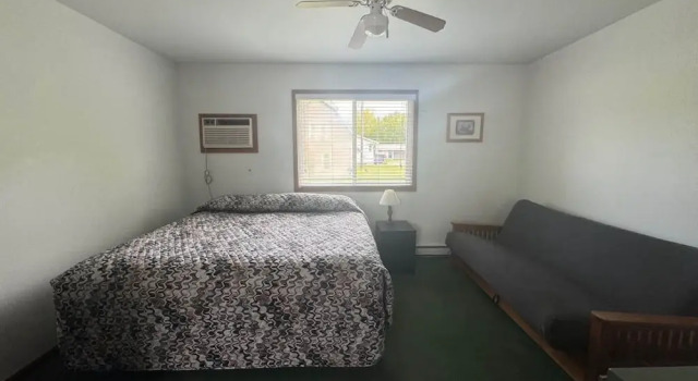 Люкс Blue Spruce Motel