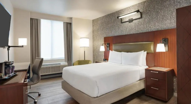 Двухместный номер Accessible DoubleTree by Hilton New York Downtown