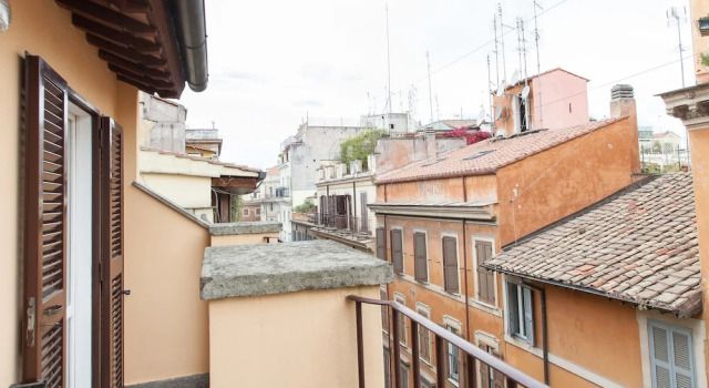 Trevi Penthouse with Jacuzzi, Забронировать Отель Отели Рима с парковкой, рядом с Универмаг La Rinascente, Парковка
