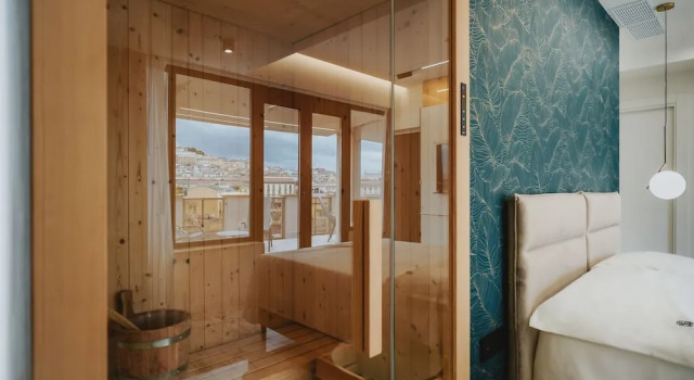 Люкс POETICA BOUTIQUE SKY HOTEL