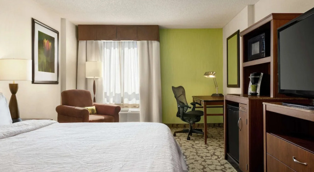 Двухместный номер Standard с видом на город Hilton Garden Inn Saskatoon Downtown
