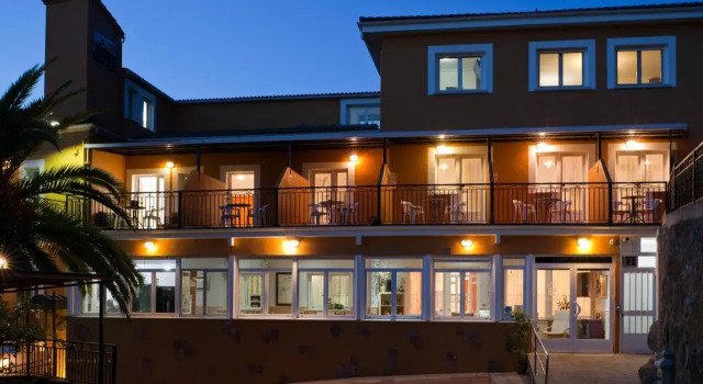 Hotel Rural El Molino, Book Hotel Hotels in Extremadura with Breakfast, Breakfasts