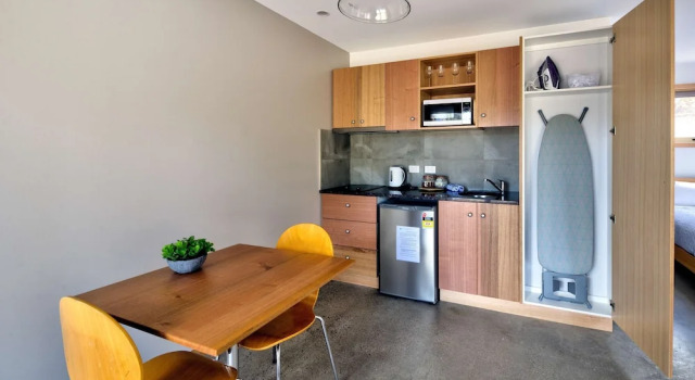 Студия Premium Freycinet Stone Studio 8
