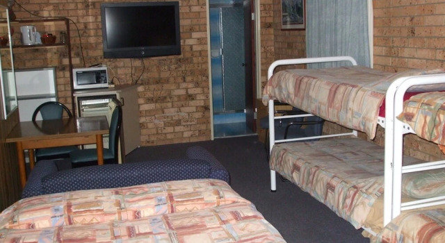Семейный номер Standard Цокольный этаж Snowdream Motel