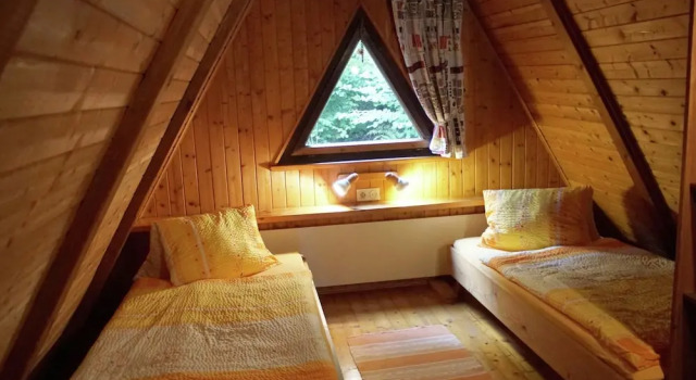 Small Pet-friendly Holiday Park With Nassfeld Card in High Season, Забронировать Отель Отели Ениг с бассейном, Бассейн