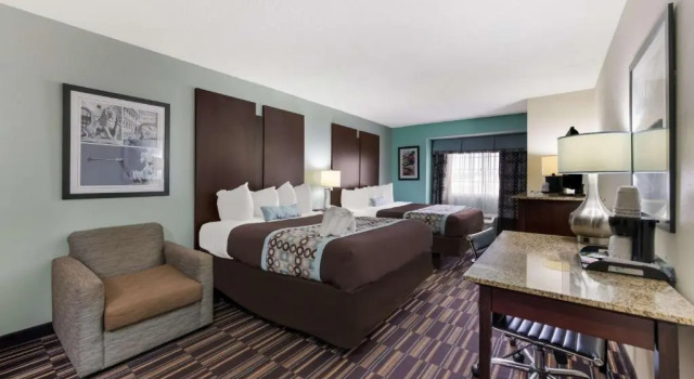 Четырёхместный номер Standard Baymont by Wyndham Elizabeth City