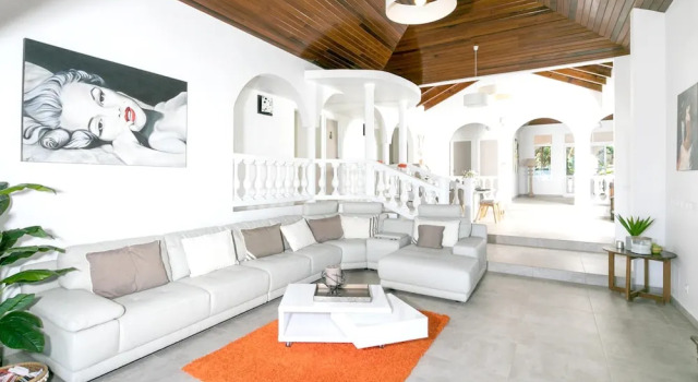 Villa With 5 Bedrooms in Saint Martin, With Wonderful sea View, Private Pool and Terrace - 500 m From the Beach