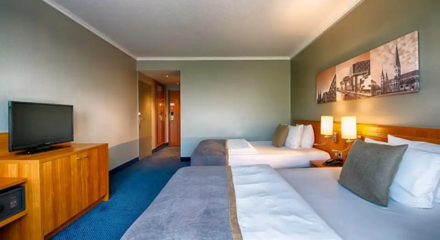 Номер Superior Leonardo Hotel Köln Bonn Airport