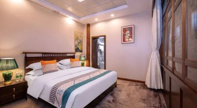 Люкс Deluxe Tengchong Heshun Home Inn