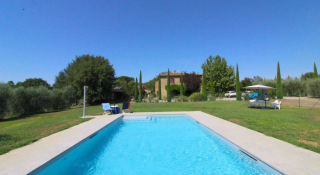 Private Villa With Wifi, Private Pool, TV, Veranda, Pets Allowed, Parking, Close to Cortona