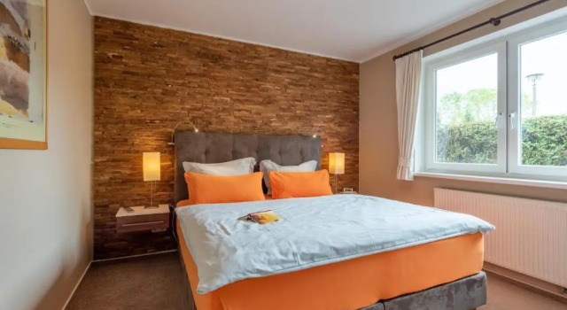 Ferienhaus Lütten Kulli - 1, Забронировать Отель Отели Цингст 3 звезды, рядом с Пляж Цингст, 3*