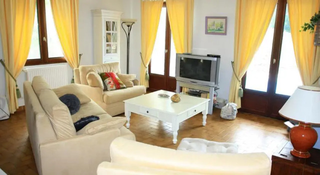 Chambre dHôtes Bleu Or, Забронировать Отель Со-де-Воклюз Mont Ventoux