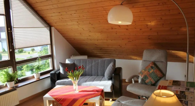 Ferienwohnung bei Inge und Heinz, Забронировать Отель Конц Trier-Saarburg