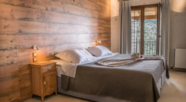 Номер Deluxe Enetiko Resort