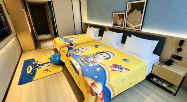 Семейный тент Country Inn & Suites by Radisson Hotel (Yuncheng Xinghe Square)