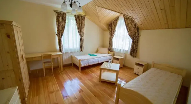 Pokrovsky Dvir, Réserver Hôtel Lviv 