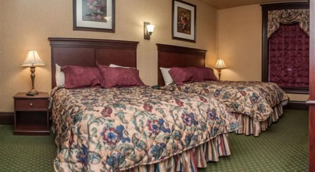 Hickoks Hotel and Gaming