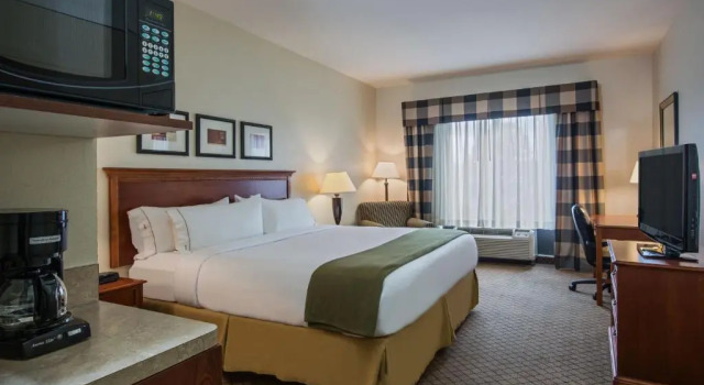 Номер Standard Holiday Inn Express & Suites Flowood by IHG