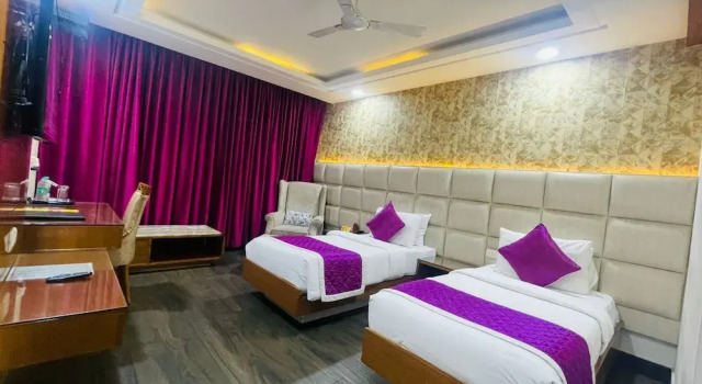 Номер Standard Hotel JD Heavens