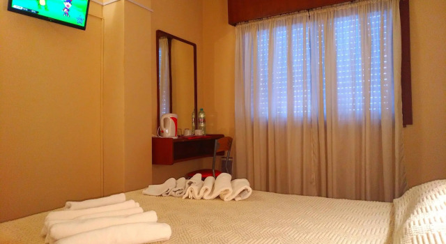 Crystal Hotel, Забронировать Отель Отели Сальта 3 звезды, рядом с La Merced Church, 3*