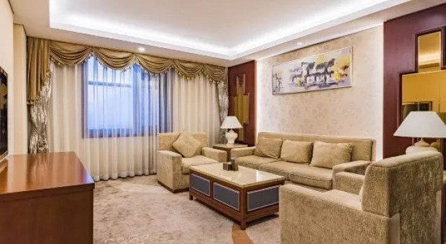 Люкс Business Golden Harbor Hotel