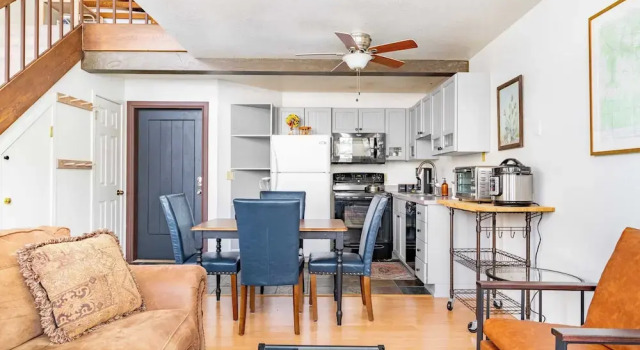 Коттедж Columbia Place 5 by Avantstay Ski-in/ski-out Unit in Great Location!