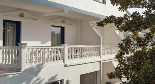 Kazaviti Hotel