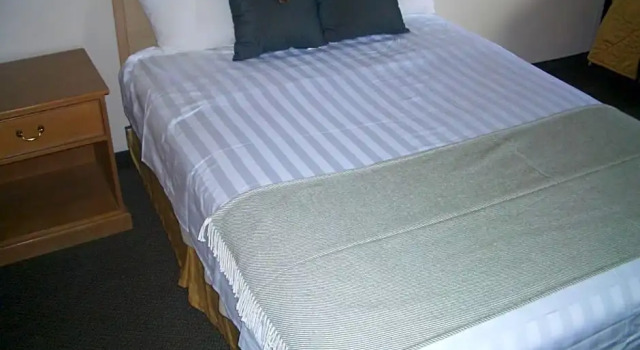 Номер Standard Laramie Valley Inn