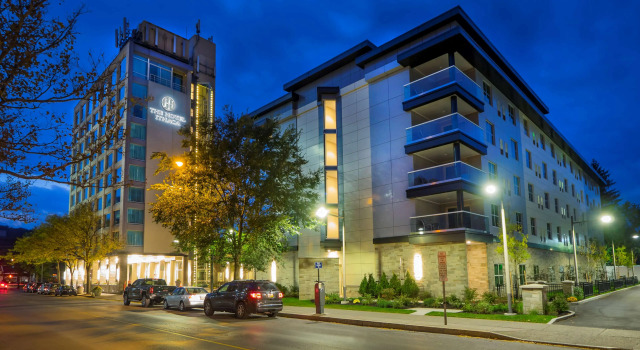 Hotel Ithaca, Забронировать Отель Итака Cayuga Lake Wine Trail