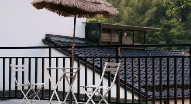 A house hidden between mountains, Prenota Hotel Hotel a Huzhou con piscina, Piscina