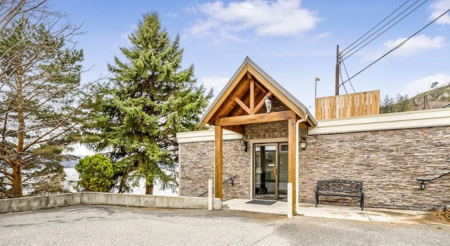 Lakeside Serenity Retreat 10, Buchen Sie Ferienhaus West Kelowna 