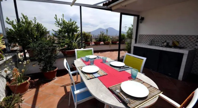Naples Center Apartment 1, Забронировать Апартаменты/квартира Апартаменты Неаполя, рядом с Accademia di Belle Arti di Napoli, Апартаменты/квартира