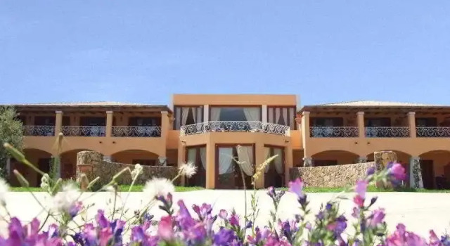 I Corbezzoli, Buchen Sie Hotel Agrustos Sardinien