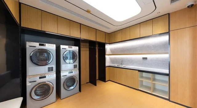Ji Hotel Shanghai Xintiandi Nan Xizang Road, Varaa Hotelli Huangpu 