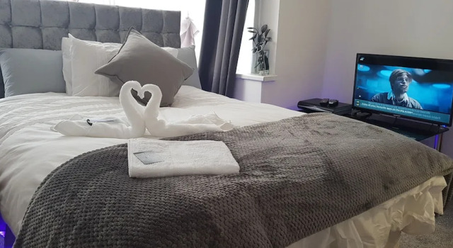Harlington Apartments, Rezervați Apartament Feltham Hounslow