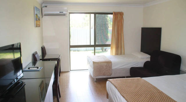 Centenary Motor Inn, Book Hotel Brisbane Brisbane Region