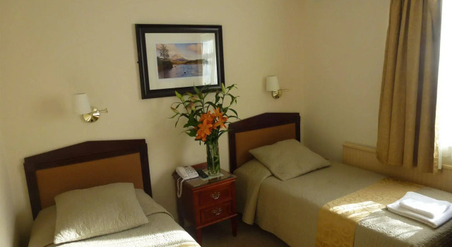 Egans House, Boek Pension Hotels in Dublin met parkeren, Parkeren