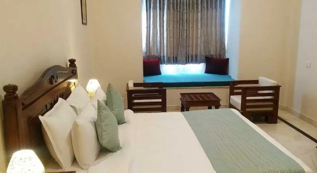 Одноместный номер Deluxe Hotel Raj Bagh Palace
